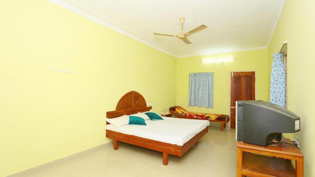 Hill Green Home Stay Thekkady Eksteriør billede