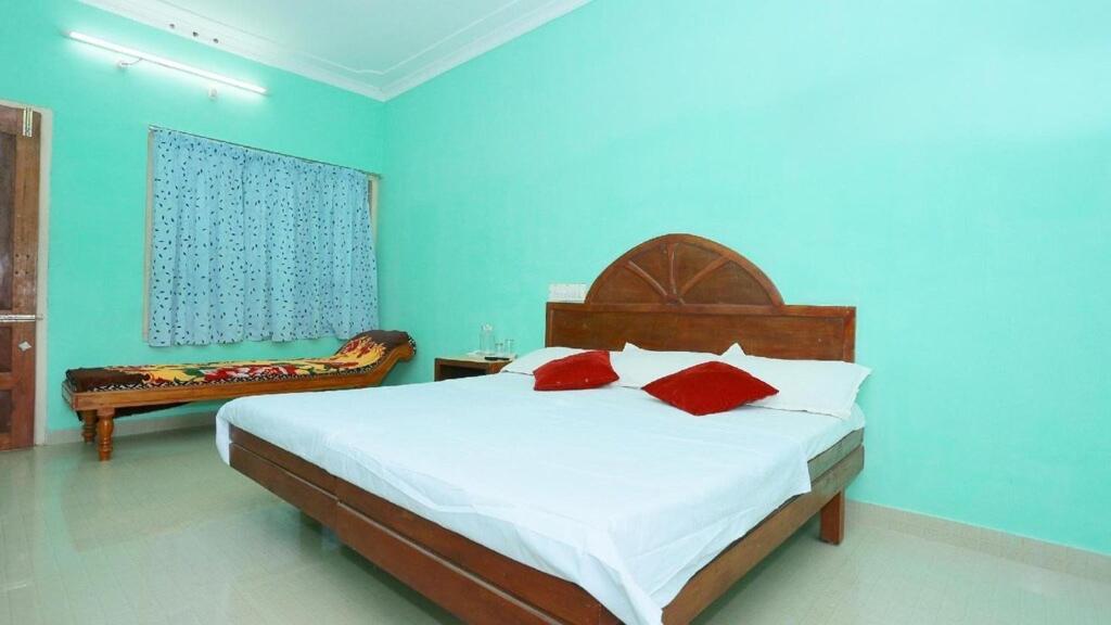 Hill Green Home Stay Thekkady Eksteriør billede